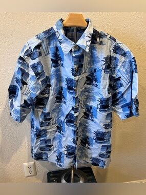 Guy Harvey Blue Tropical Fishing Shirt Mens L Button Up Coastal Hawaiian Beach
